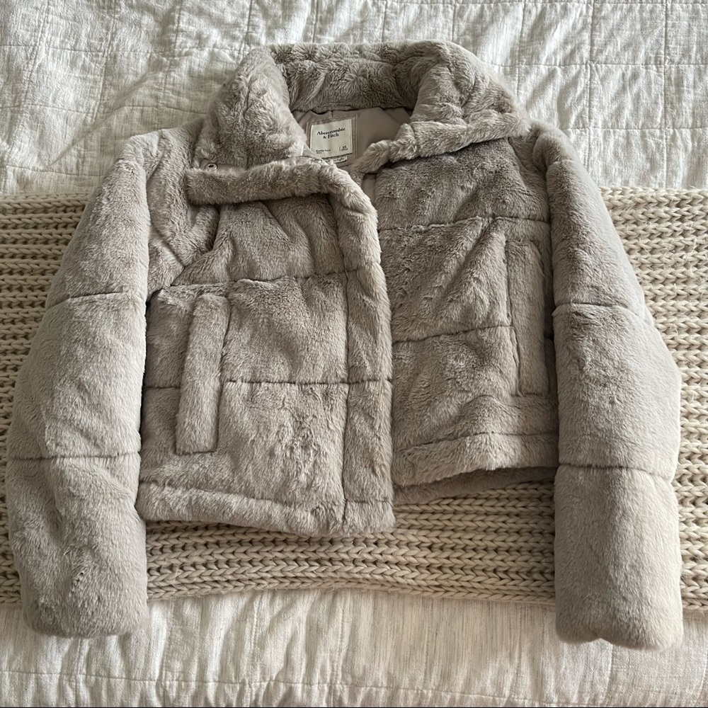 Abercrombie & Fitch Faux Fur Mini Puffer